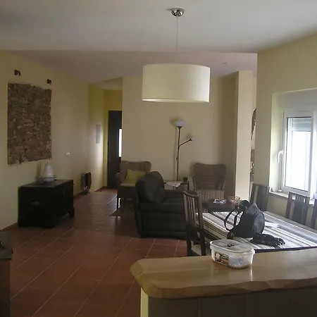 Moradia Rossio,11 * אודסש