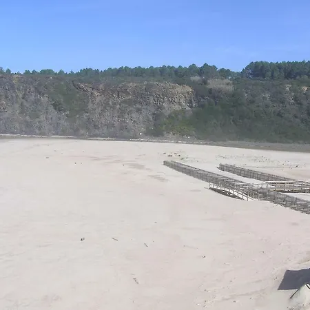 Moradia Rossio,11 בית נופש אודסש